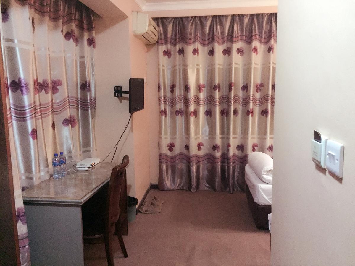 דאר א-סאלאם New Yuetan Hotel מראה חיצוני תמונה
