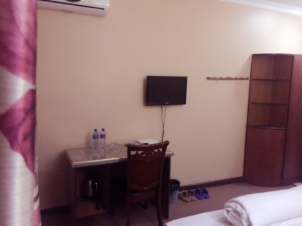 דאר א-סאלאם New Yuetan Hotel מראה חיצוני תמונה