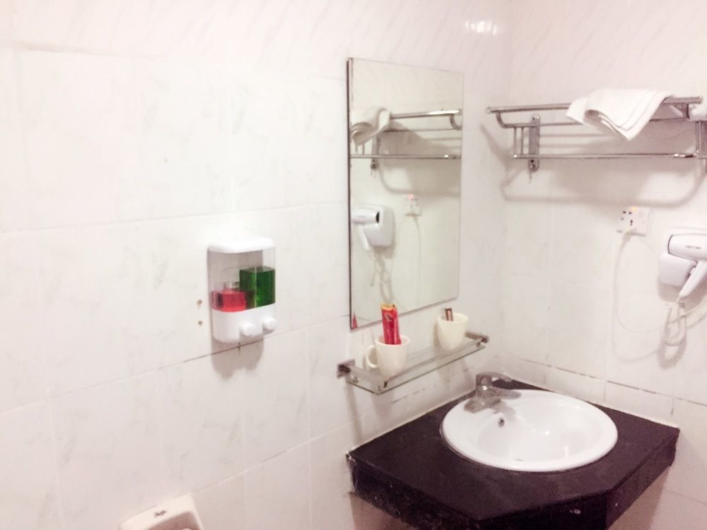 דאר א-סאלאם New Yuetan Hotel מראה חיצוני תמונה